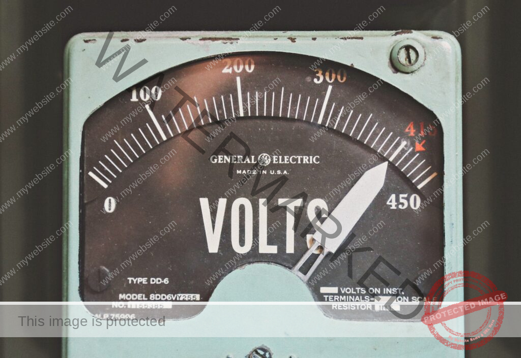 gray GE volt meter at 414